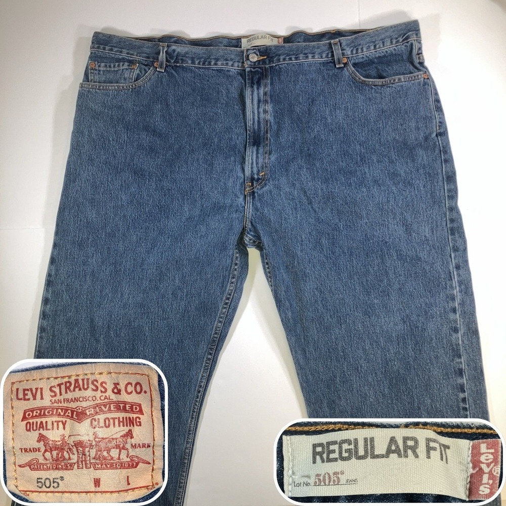 Levi's 505 Regular Fit Jeans Mens 52x32 Medium Wash Blue Denim Pants 100% Cotton
